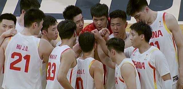 世俱杯赛程-不容易！中国男篮逆风翻盘，7分险胜，李弘权成奇兵，张镇麟低迷