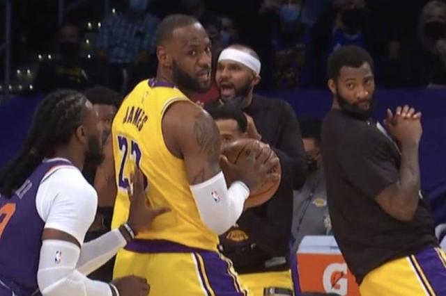 世俱杯-湖人连胜两场不足为喜，沃格尔：三分线外有隐患